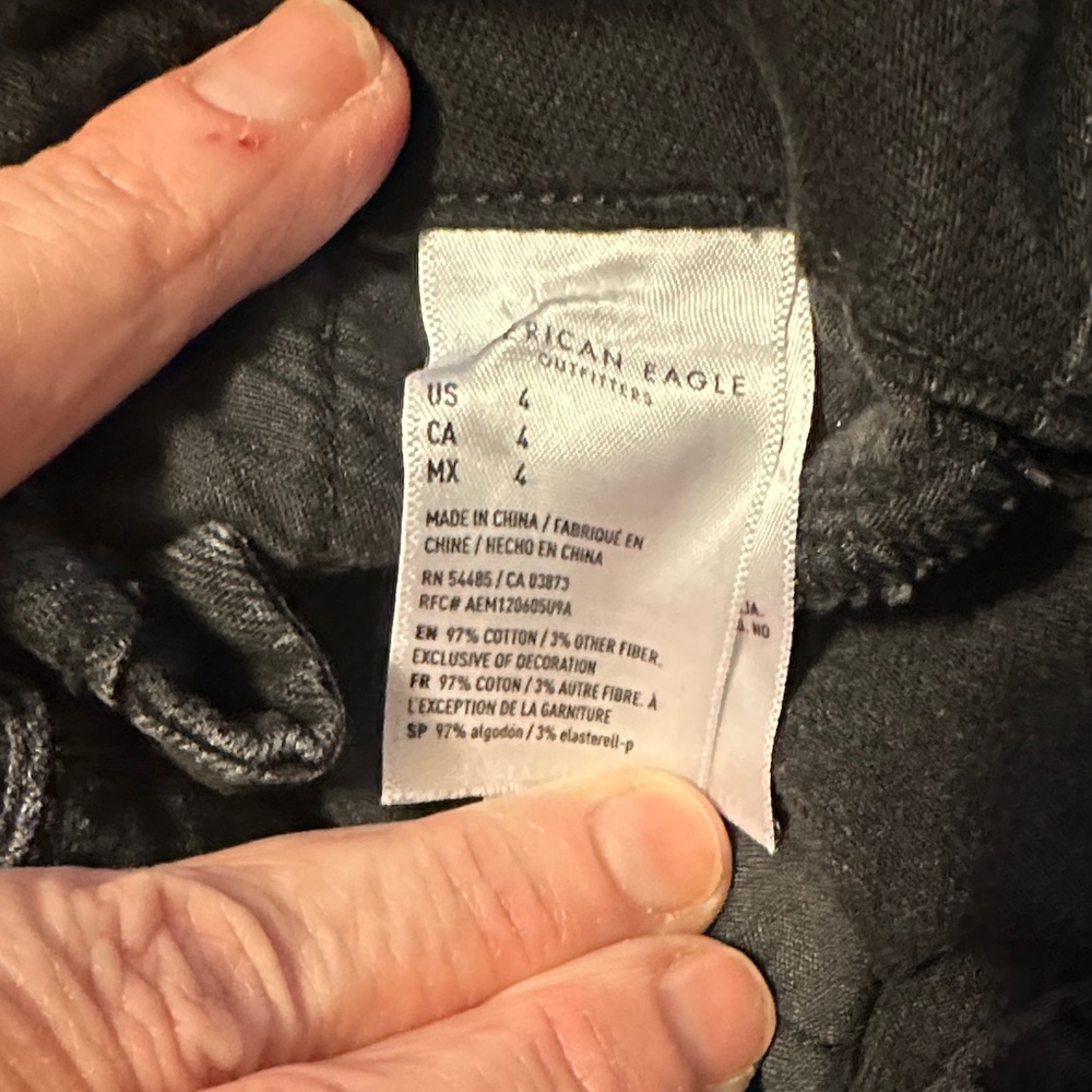 American Eagle Outfitters belted High Waist Black Shorts - Picture 3 of 7